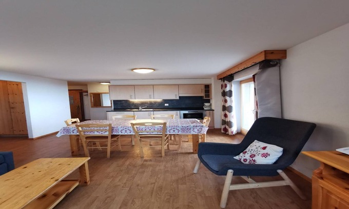 Saint-Pierre-de-Clages Apartamento | Apartamento en Nendaz cerca de Pistas