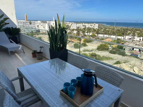 RACINE EXTENSION Apartamento | Spacious Apartment in Casablanca with Stunning Sea View