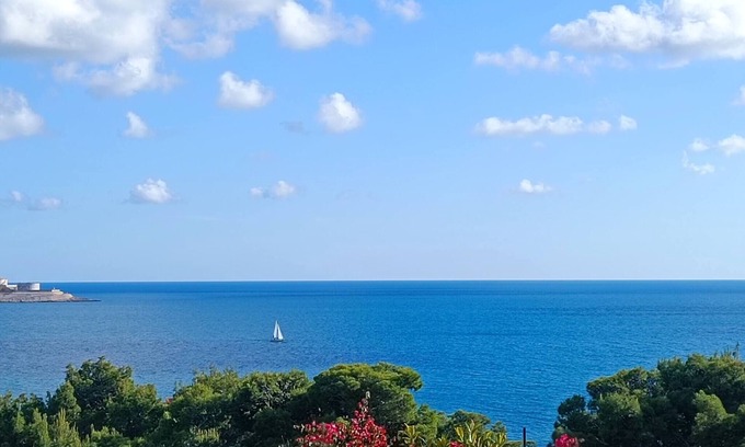 Susanj Apartamento | Amplio apartamento con vistas al mar