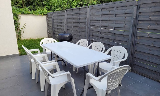 Villepinte Casa | 100m² 8 camas - terraza y aparcamiento privado - cerca de Cdg, París, Parc Astérix