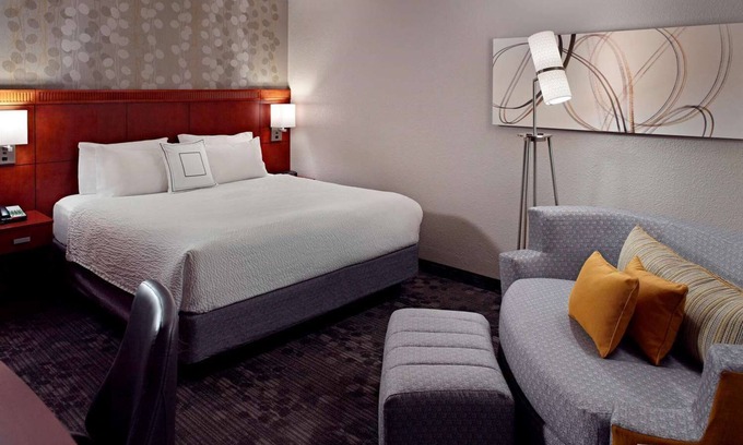 Home Park Hotel | Spacious Atlanta Stay | Free WiFi + Fitness Center Access | 2 Units