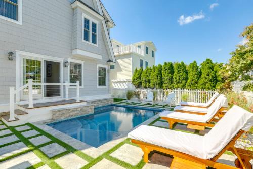 Avalon Casa | Spacious Avalon Beach House - 2 Blocks to Water!