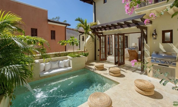Las Catalinas Villa | Casa Mar y Sol 7 BR Beach Town Home