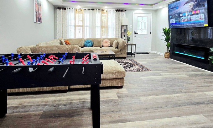 Severn Casa | Spacious & beautiful 4-bedroom in a peaceful Severn, close to DC & Baltimore