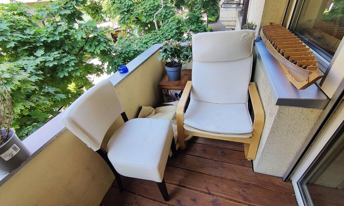Clara Apartamento | Spacious Bedroom in the Back