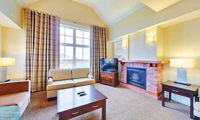 The Blue Mountains Apartamento | Spacious Blue Mountain 2 Storey - Wifi, Pool, Close to the Village & Golf
