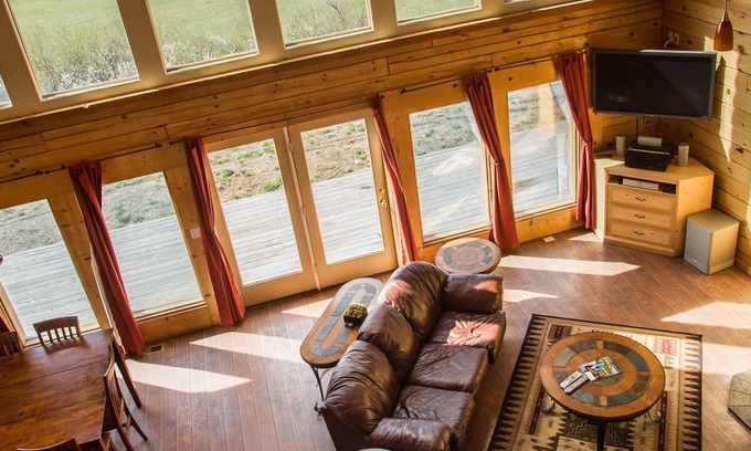 Fort Smith Cabina | Spacious Bluff Cabin #1 Overlooking Bighorn River