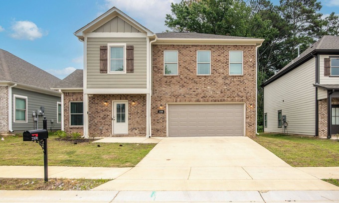 Cullman Casa | Spacious Brand New 5 Bedroom Home in Cullman