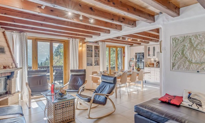 Champagny-en-Vanoise Chalet De Esquí | Amplio chalet 7 hab, 12 pers, servicios hoteleros, WIFI, garaje privado
