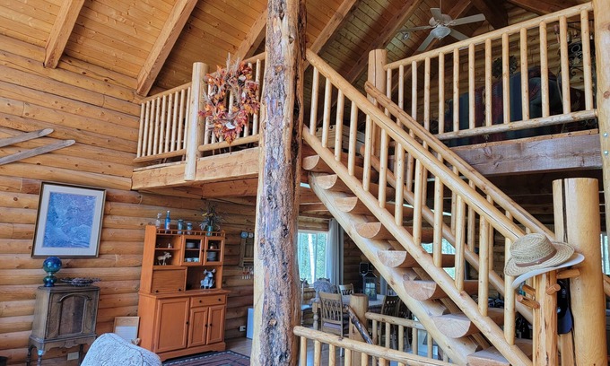 Tollgate Canyon Cabina | Spacious Cabin Just outside of Park City
