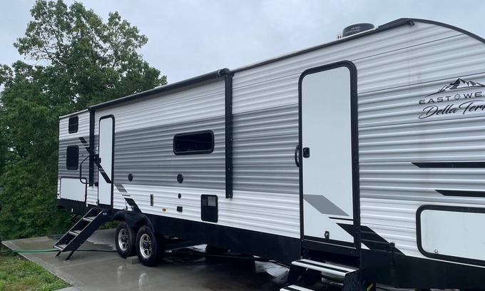 Maynardville Alquiler De RV | spacious camper in maynardville, tn minutes from several marinas!