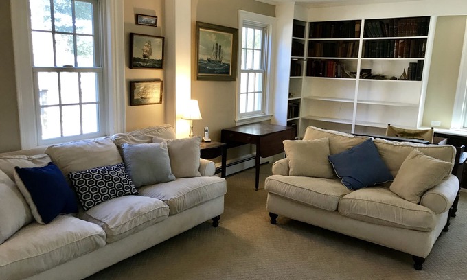 West Barnstable Casa | Amplia casa del Cabo cerca de Barnstable Village