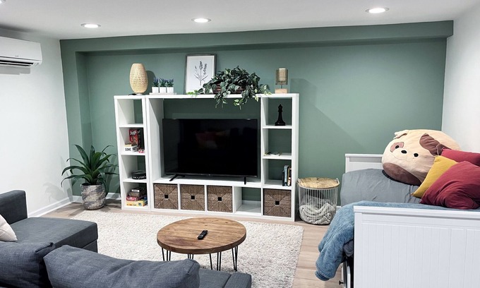 Southeast Casa | Spacious Capitol Hill Apartment Near Metro & Sites