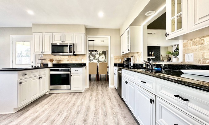 West Arlington Casa | Spacious & Central Family Home (Pet-Friendly!)