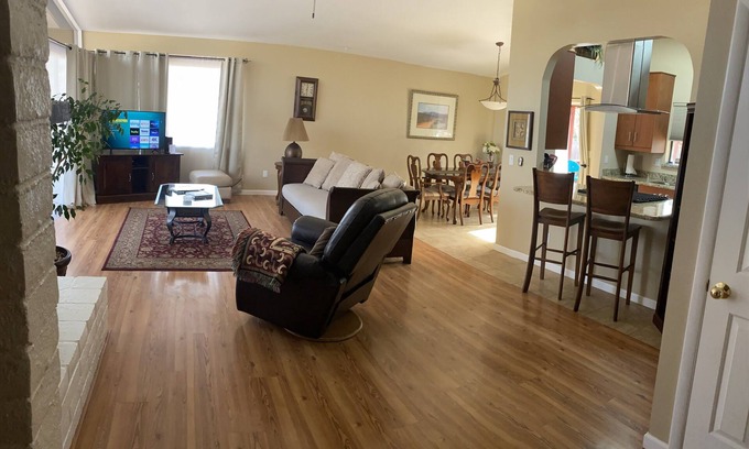 West Sedona Casa | Spacious centrally located peaceful house Red Rock views and a fenced dog yard!