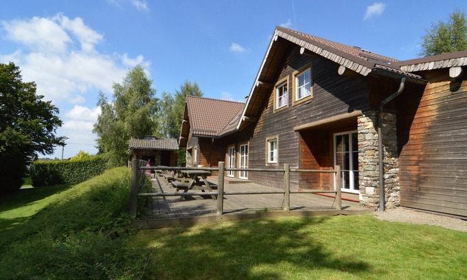 Ovifat Chalet De Esquí | Amplio chalet en Ovifat