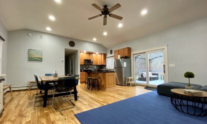 Lexington Casa | Spacious chalet near Hunter/Windham with amazing game room and fast internet