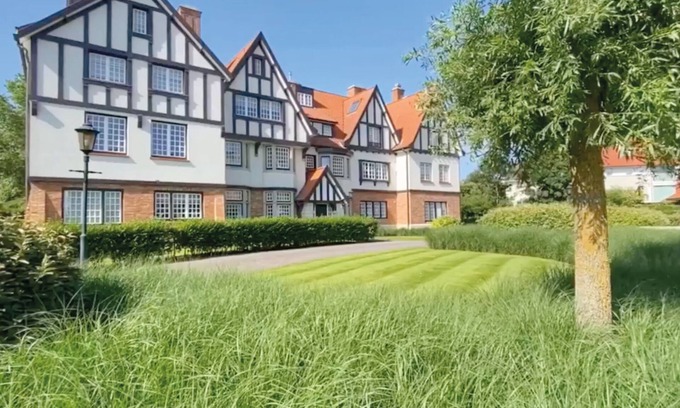Knokke Apartamento | Spacious charming apartment in Knokke le Zoute
