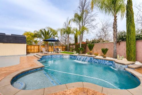 Clovis Casa | Spacious Clovis Vacation Rental with Outdoor Oasis!