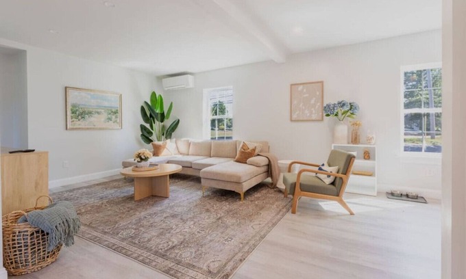 Scarborough Casa | Spacious Coastal Retreat Minutes to Portland