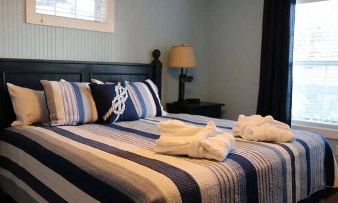 Branson Cabaña | Spacious Condo near Table Rock Lake - mins from Silver Dollar City!