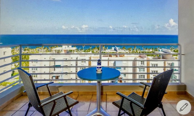 Maunabo Apartamento | Amplio condominio con espectaculares vistas al mar