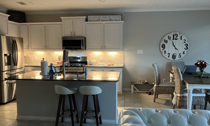 Conroe Casa | Spacious Conroe home decked out for fun and relaxation.