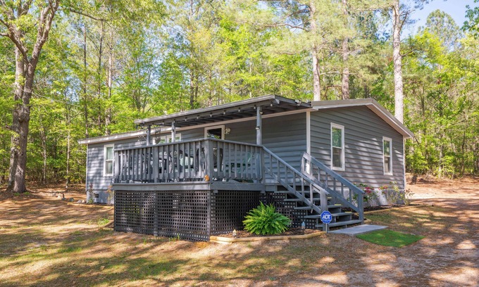 Aiken Cabaña | Spacious Cottage, Near Augusta Masters, DT Aiken, USCA, Sav River Site.