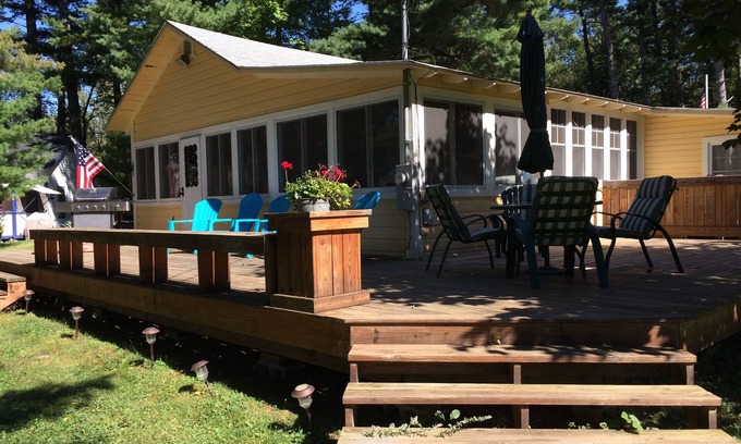 St. Albans Cabaña | Spacious Cottage with Lake Access in quiet lakeside community