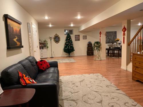 Boyds Casa | Spacious cozy suite
