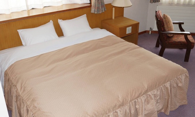 Kamisuwa Onsen Casa | Spacious double bed room 2 meals included / Chino Nagano