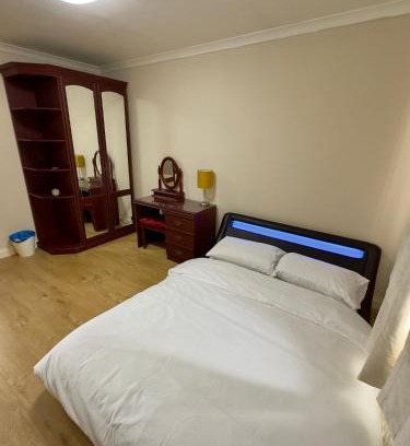 Heath Casa | Spacious Double Room
