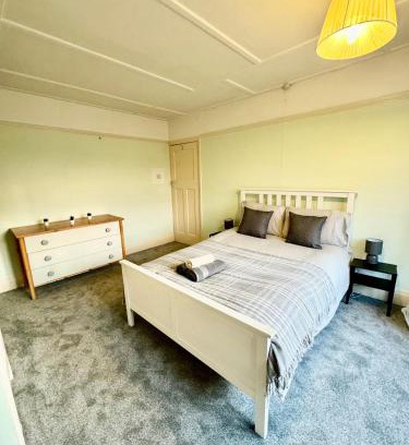 Filton Casa | Spacious Double room near Southmead