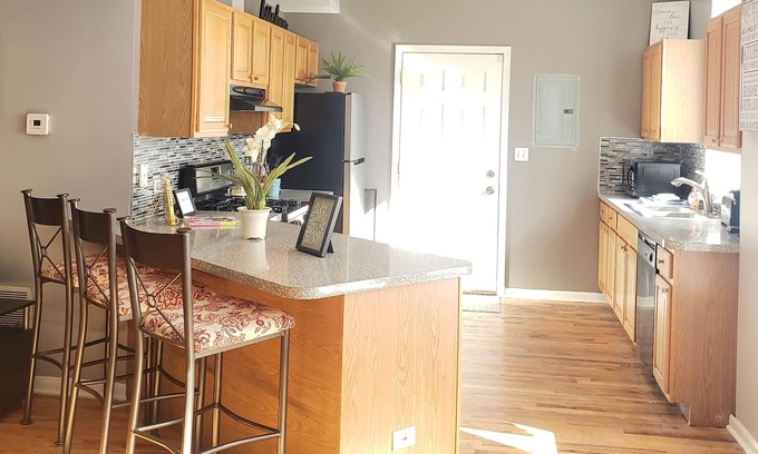 Grand Boulevard Condominio | Spacious Duplex Condo/3BR/2.5 Bath