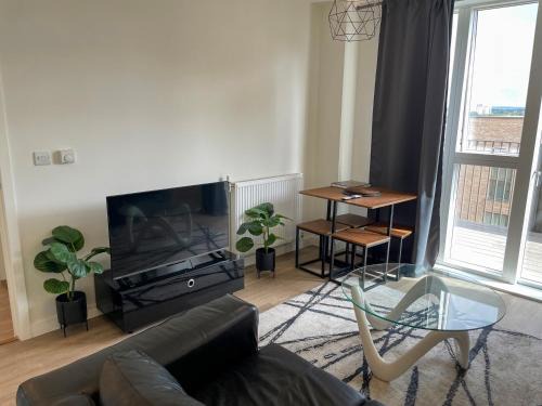 North End Apartamento | Spacious Erith Apartment