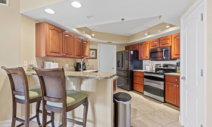 New Smyrna Beach Condominio | Spacious, Family-Friendly Condo with Ocean View and Across from No-Drive Shore