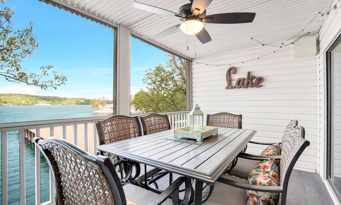 Lake of the Ozarks Condominio | Spacious Family Friendly 3 bed/3 bath w/ Amazing Views, Lakeside Pool, & Boat Slip