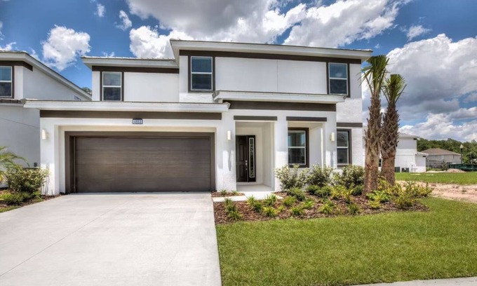 Bellavida Casa | Spacious & Family-Friendly 6BR Villa Near Disney Private Pool & Game Room!
