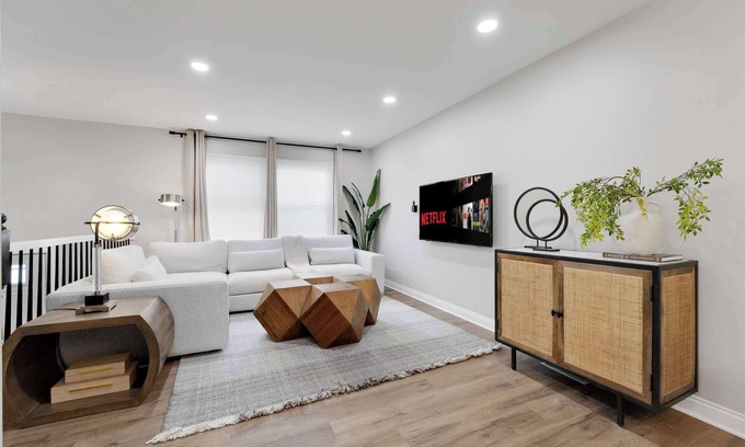 Hanover Park Casa | Spacious Family Getaway | LCP Collection