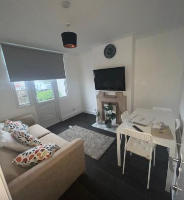 Selhurst Apartamento | Spacious Family Home