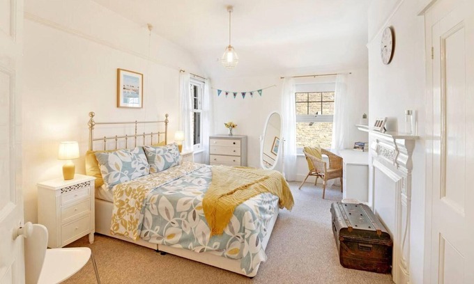 Sholden Casa | Spacious Family Home in Deal