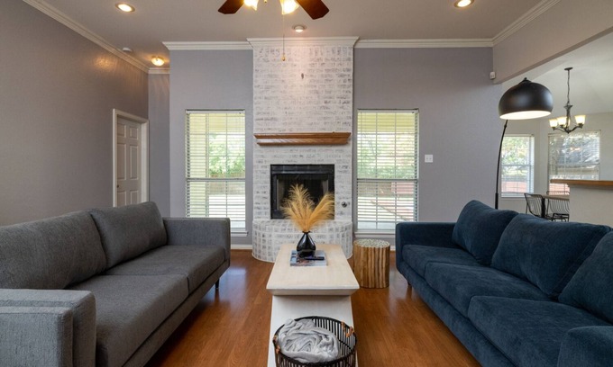 Denton Casa | Summer Getaway w/ Jet Tub & Patio Near Downtown