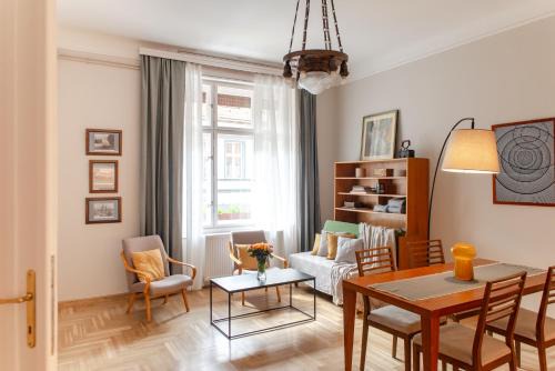 Vizivaros Apartamento | Spacious family suite along river side, in the heart of Buda
