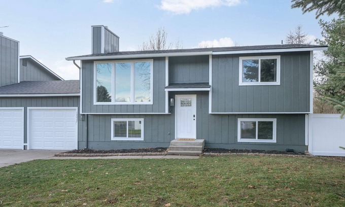 Hayden Casa | Spacious Family Villa only 13 mi from Silverwood!