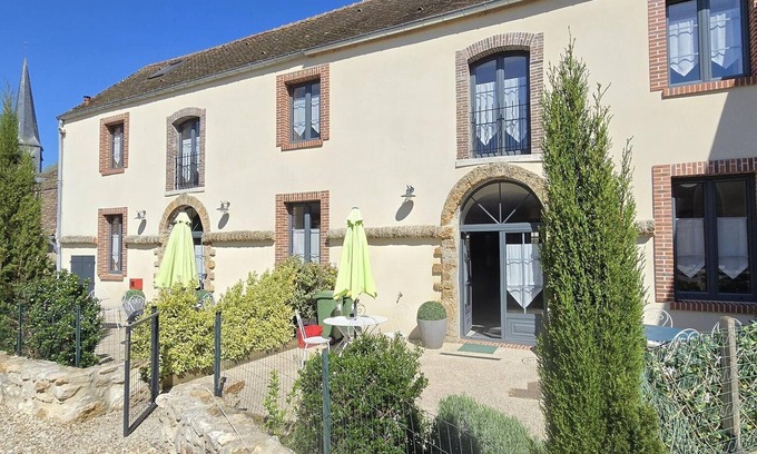 Mareil-le-Guyon Cabaña | Gran casa rural renovada con jardín privado cerca de atracciones culturales y parques naturales