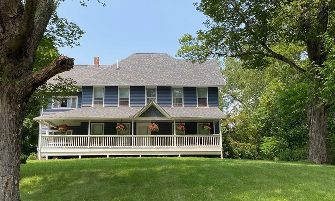 Margaretville Casa | Spacious Farmhouse near Belleayre - Sleeps 14