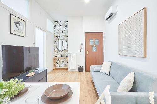Ripamonti Corvetto Apartamento | Spacious flat close to Fondazione Prada & Metro