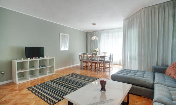 Lozenets Apartamento | Spacious flat close to the American Embassy