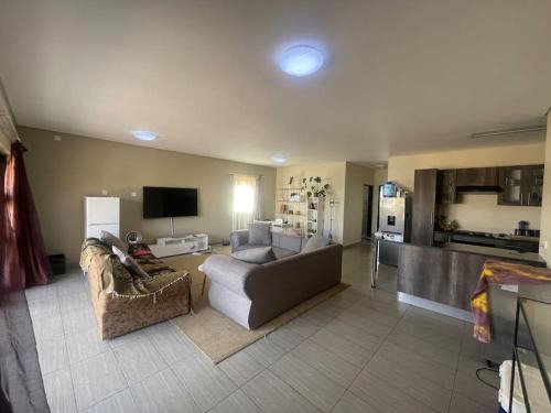 Tlokweng Apartamento | Spacious flat perfect for you