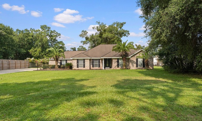 Foley Casa | Spacious Foley Retreat with Fenced Yard, Pet Friendly